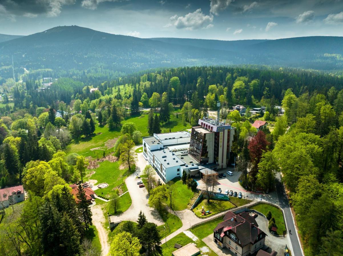 Interferie Sport Hotel Bornit Шклярска Поремба Екстериор снимка